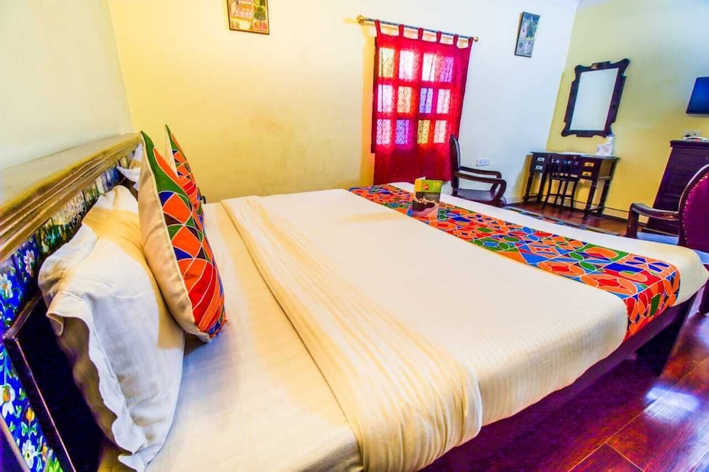 Deluxe Room - Photo 8