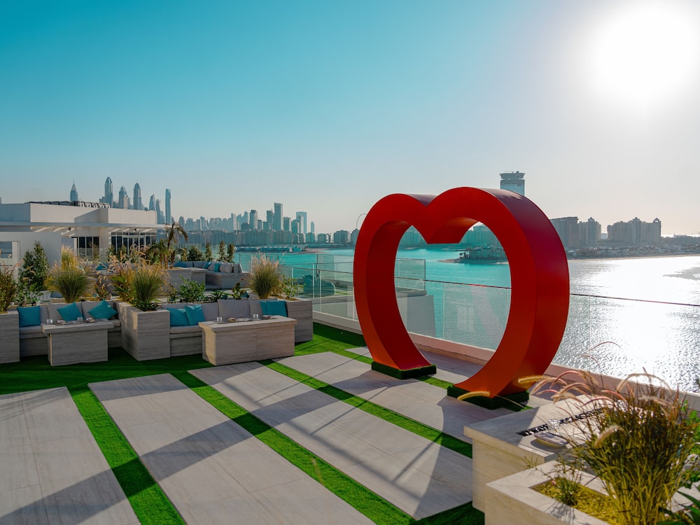 Deluxe Double Room with Balcony and Hotel Private Beach Access