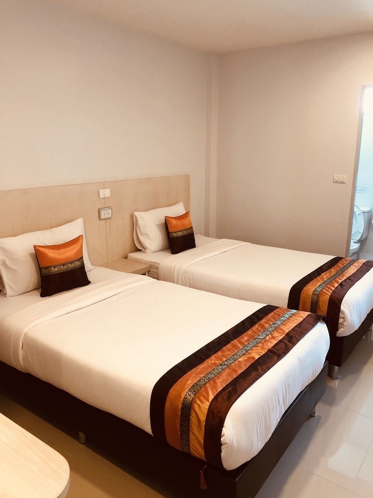 Superior Twin Room - Photo 4