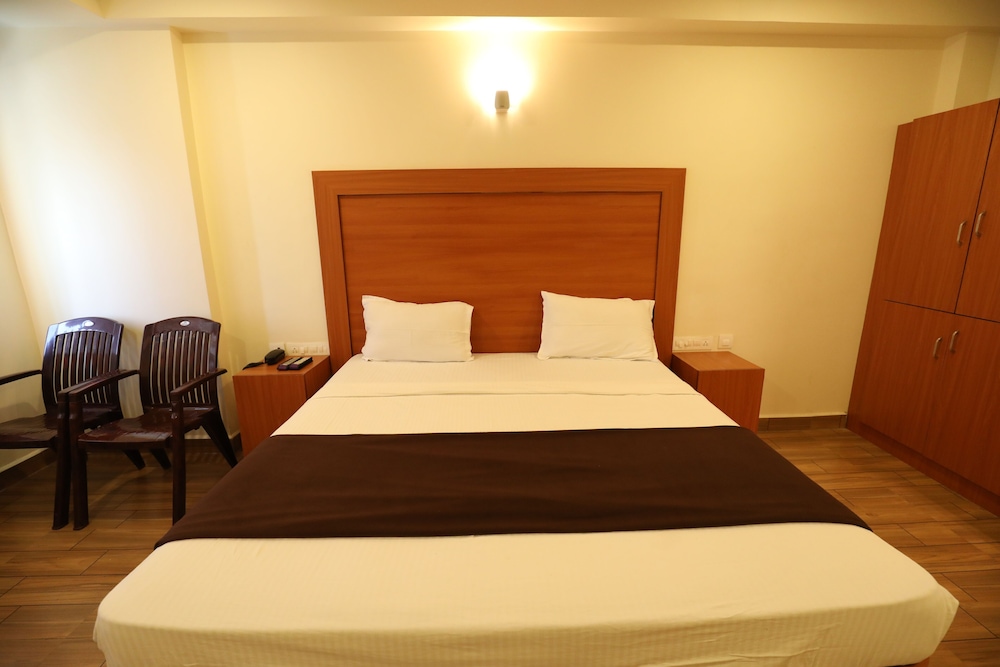 Executive Room - Photo 1