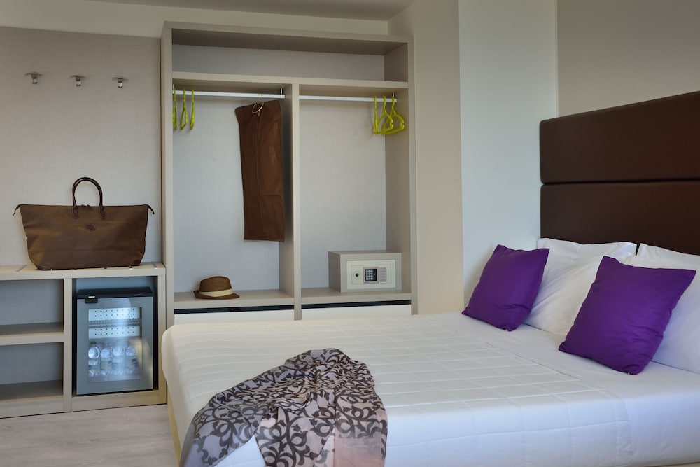 Superior Double Room Single Use photo 3