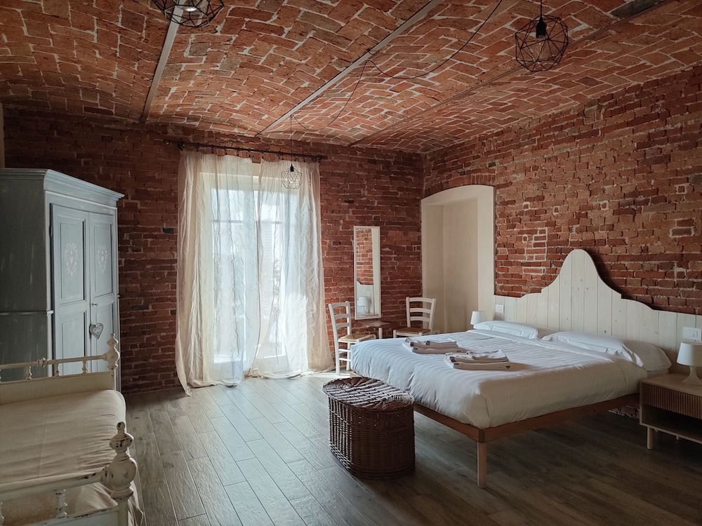 Family Apartment, Accessible, Garden View