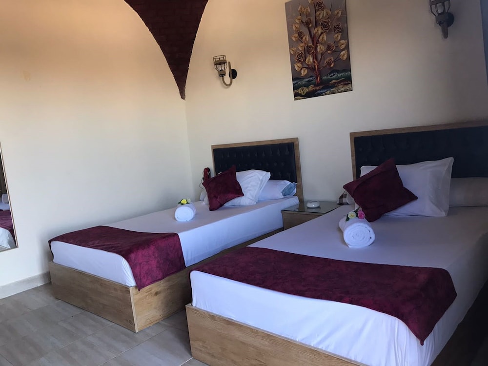 Luxury Single Room