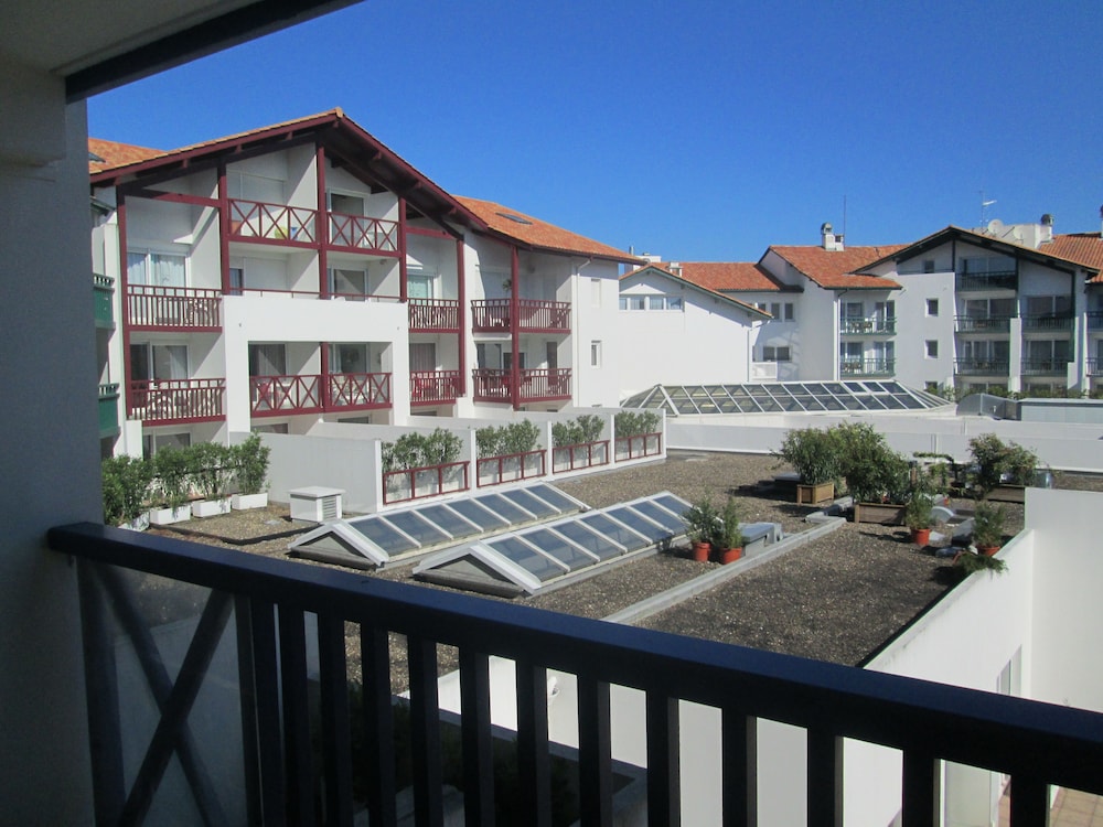 Apartment, 1 Bedroom, Patio (side for 6) - Photo 2