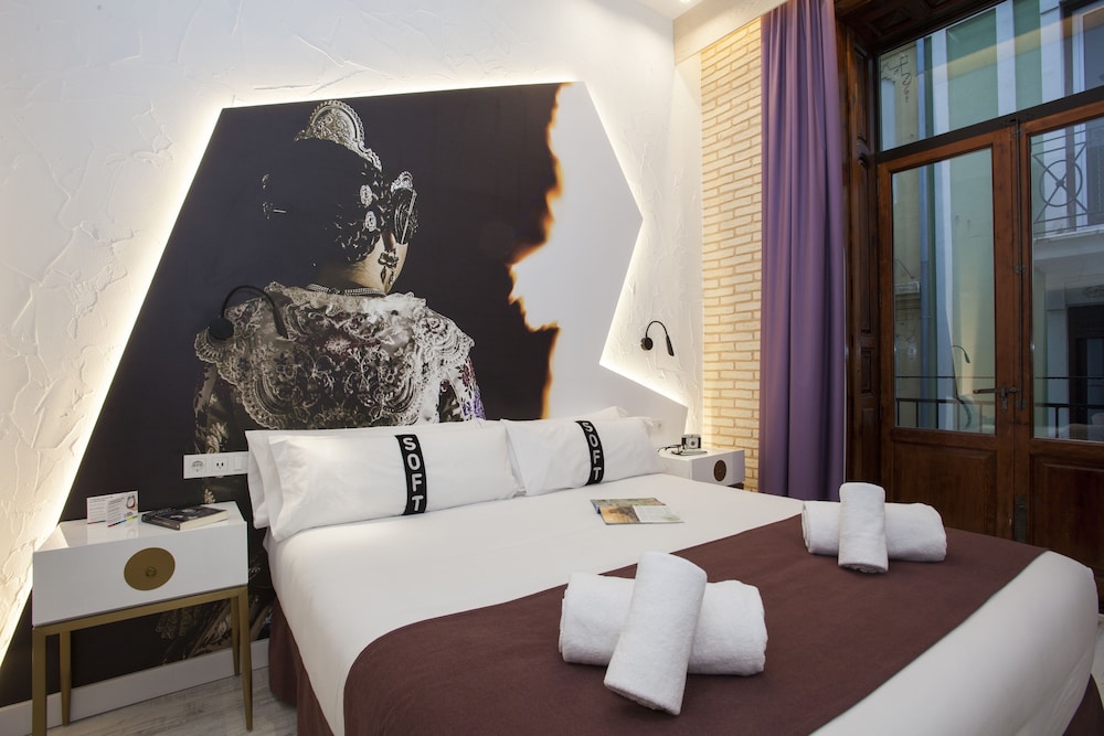 Double Room - Photo 21