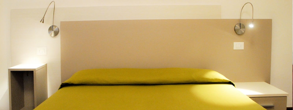 Classic Double Room - Photo 6