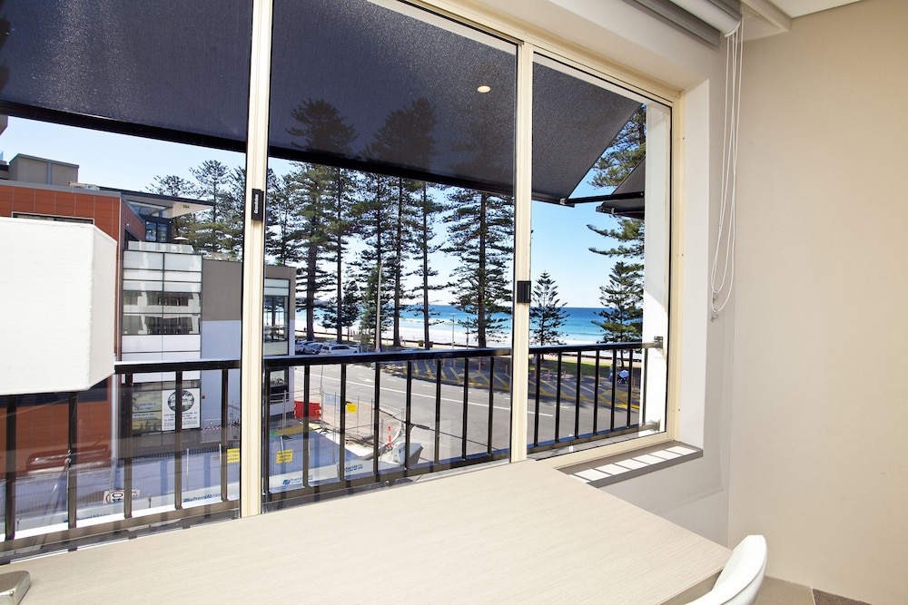 Standard Room, 1 Queen Bed, Sea View