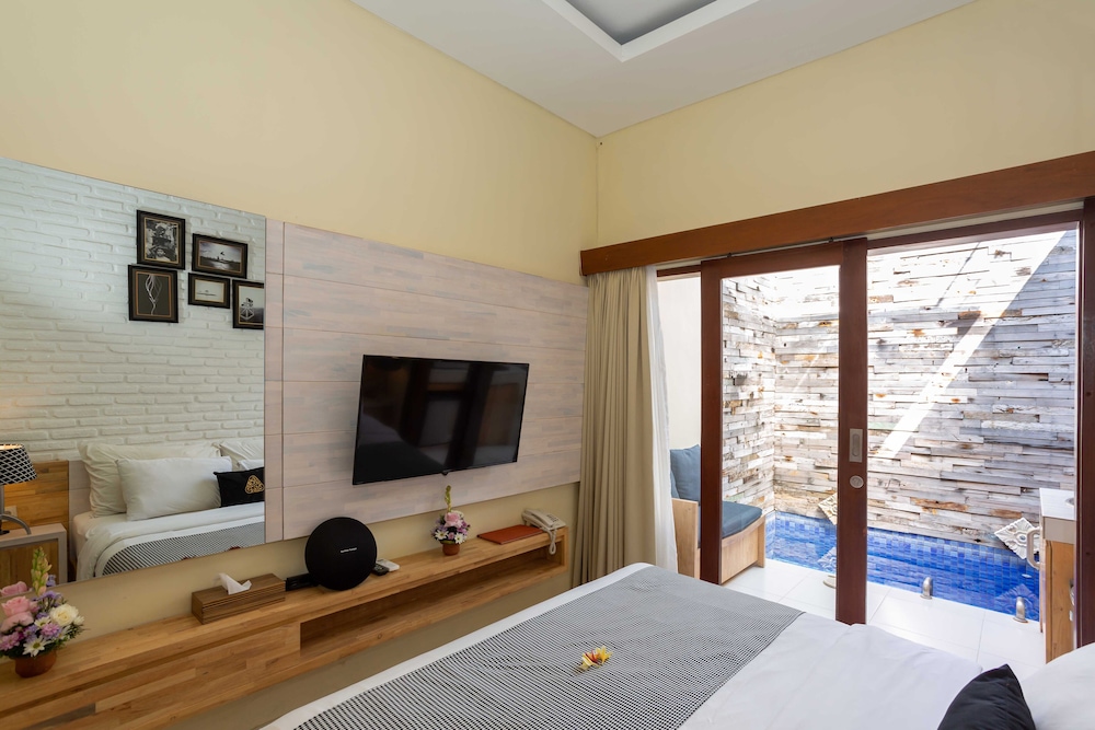 One Bedroom Plunge Pool Villa - Photo 26