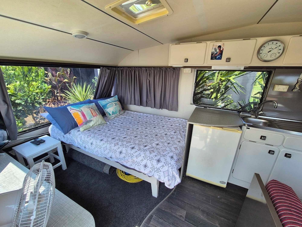 Basic Mobile Home, Ocean View photo 1