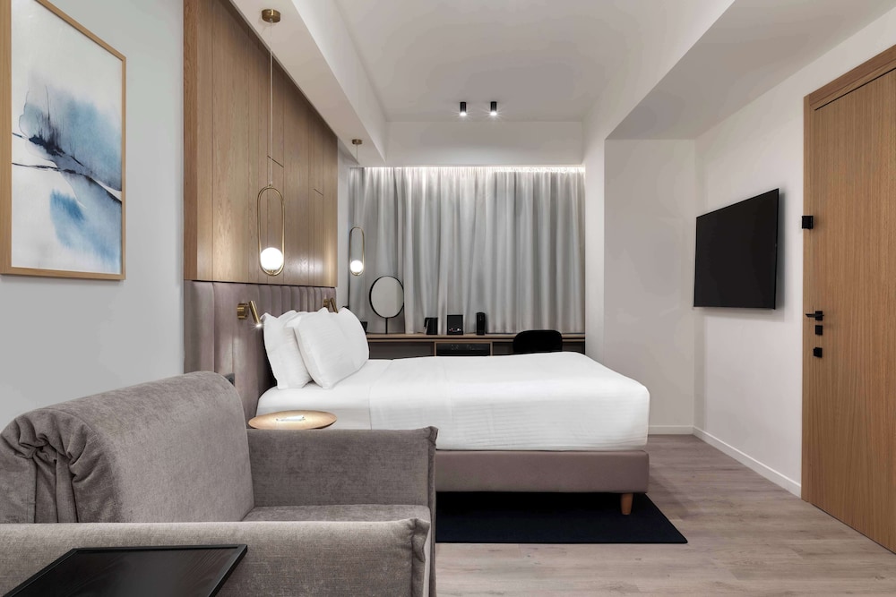 Deluxe Room, 1 Queen Bed