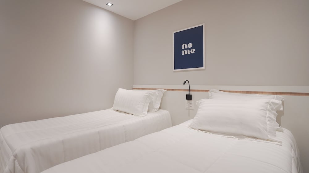 Studio, 2 Twin Beds photo 1