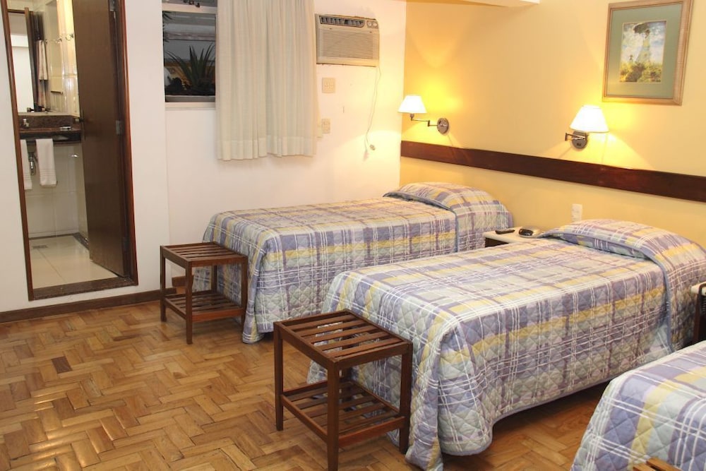 Deluxe Triple Room photo 2