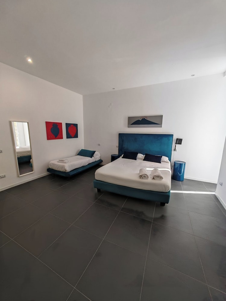 Classic Triple Room photo 2
