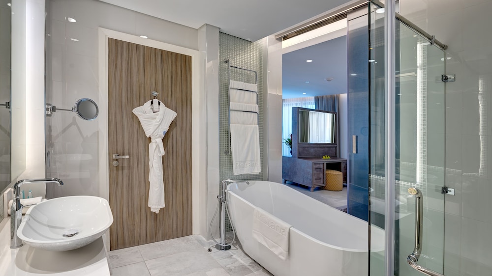 Studio, Private Pool, City View