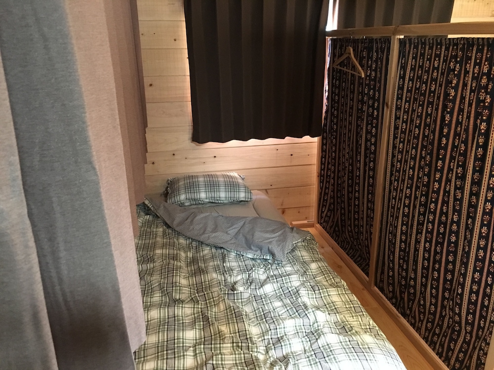 Shared Dormitory, Men only photo 1