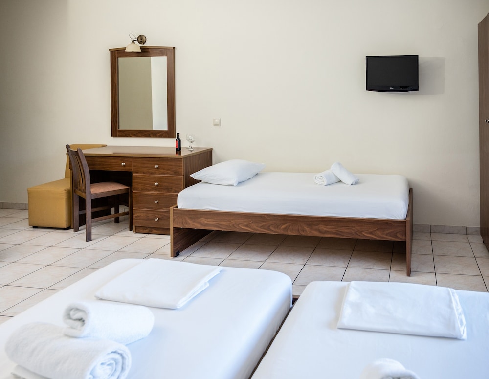 Triple Room, Balcony photo 1