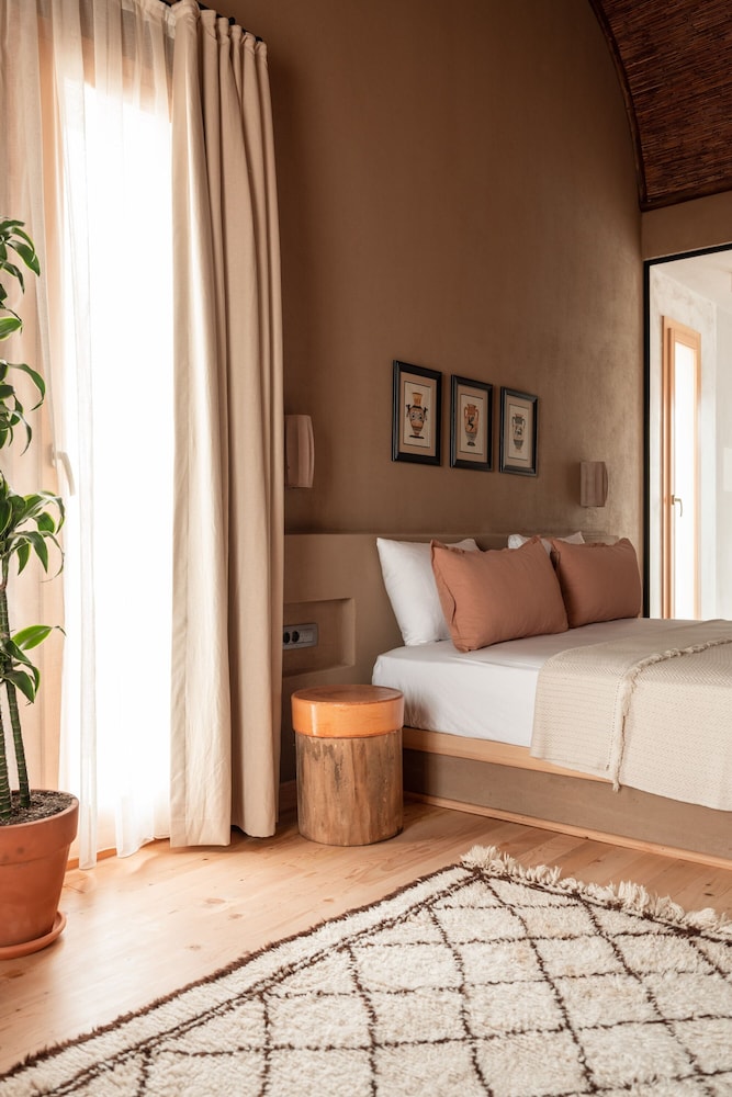 Superior Room with Balcony