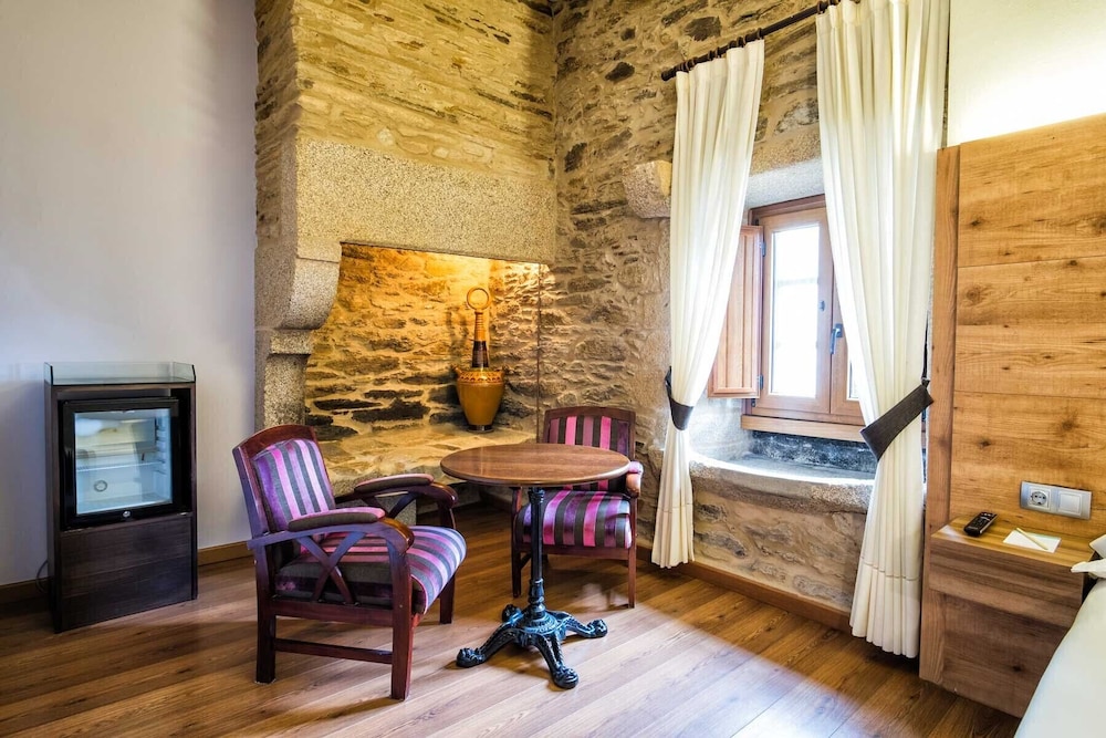 Standard Double Room - Photo 6