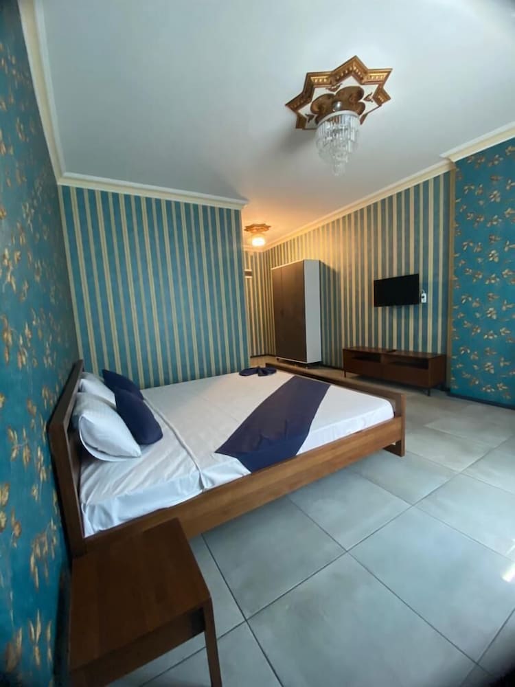 Deluxe Double Room - Photo 12
