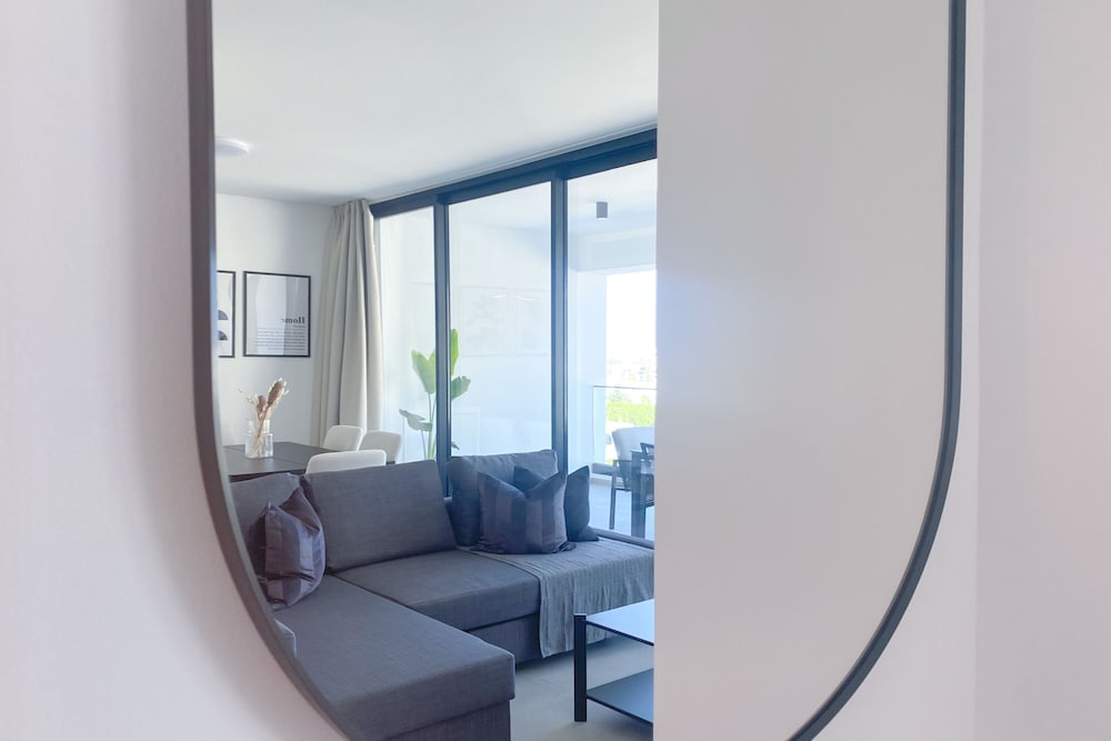 Luxury Apartment photo 2