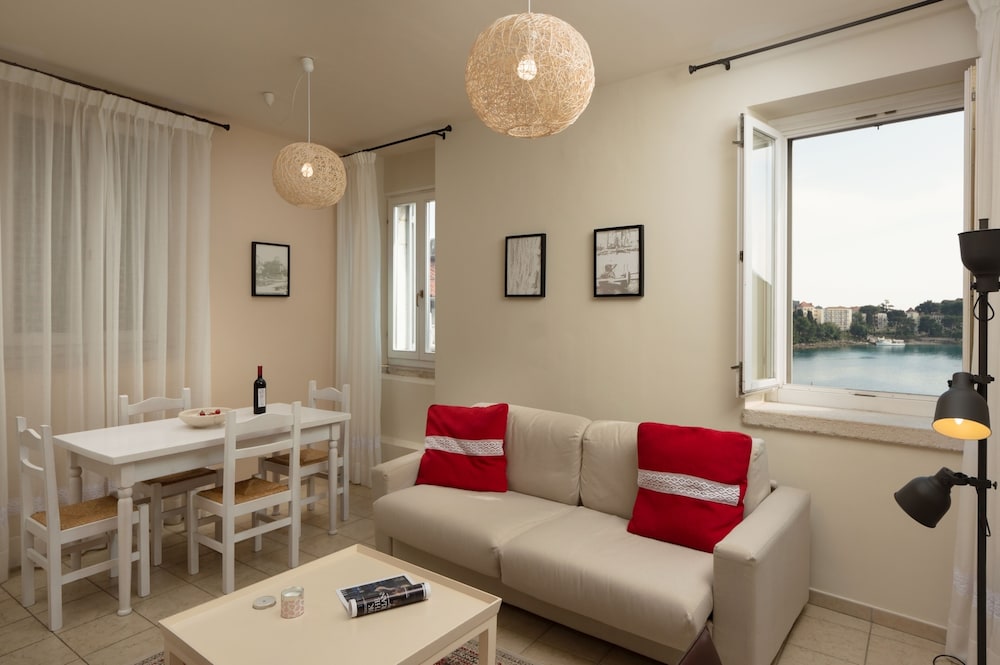 Apartment, Sea View