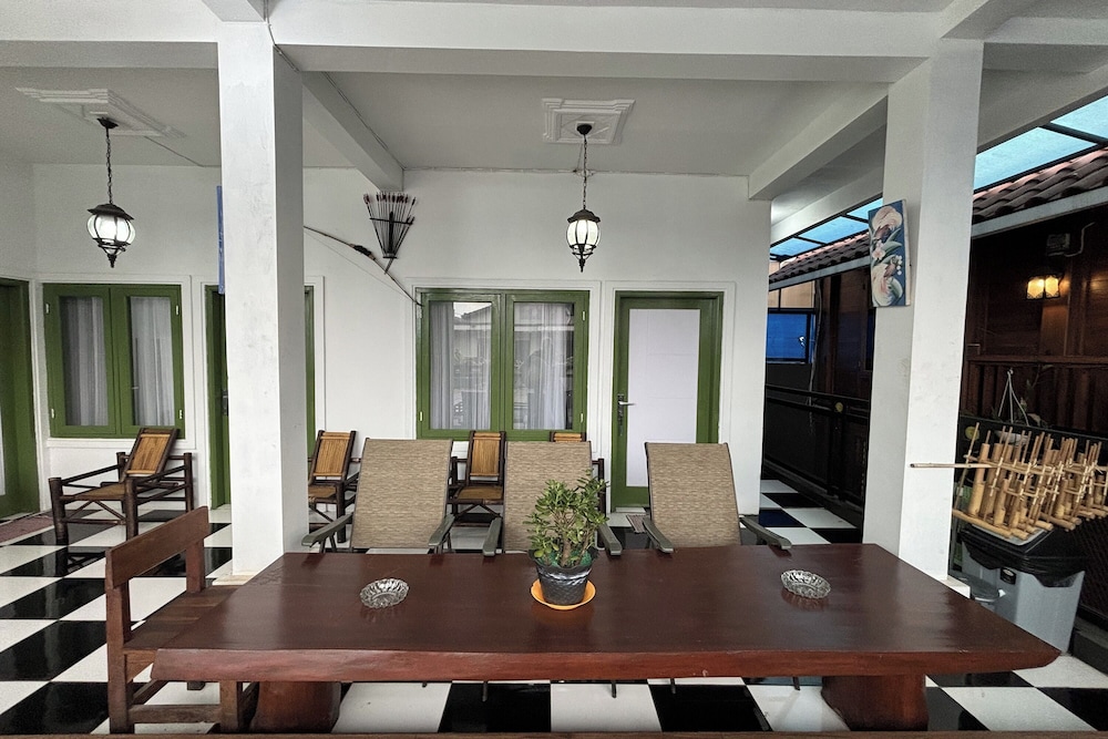 Private Villa (5 Rooms) With Mountain View photo 3