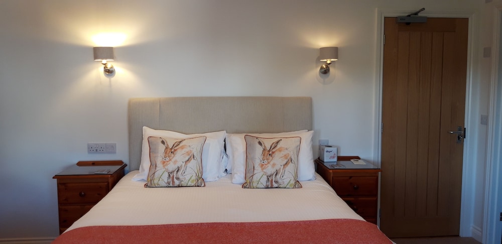 Standard Double Room, Ensuite, Garden View (Family-Country View)