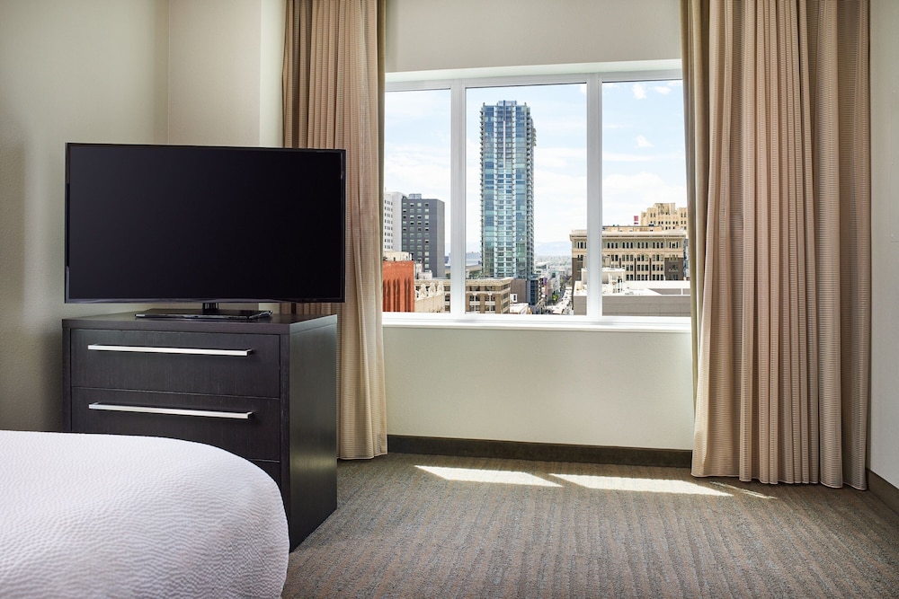 Suite, 1 Double Bed, Corner