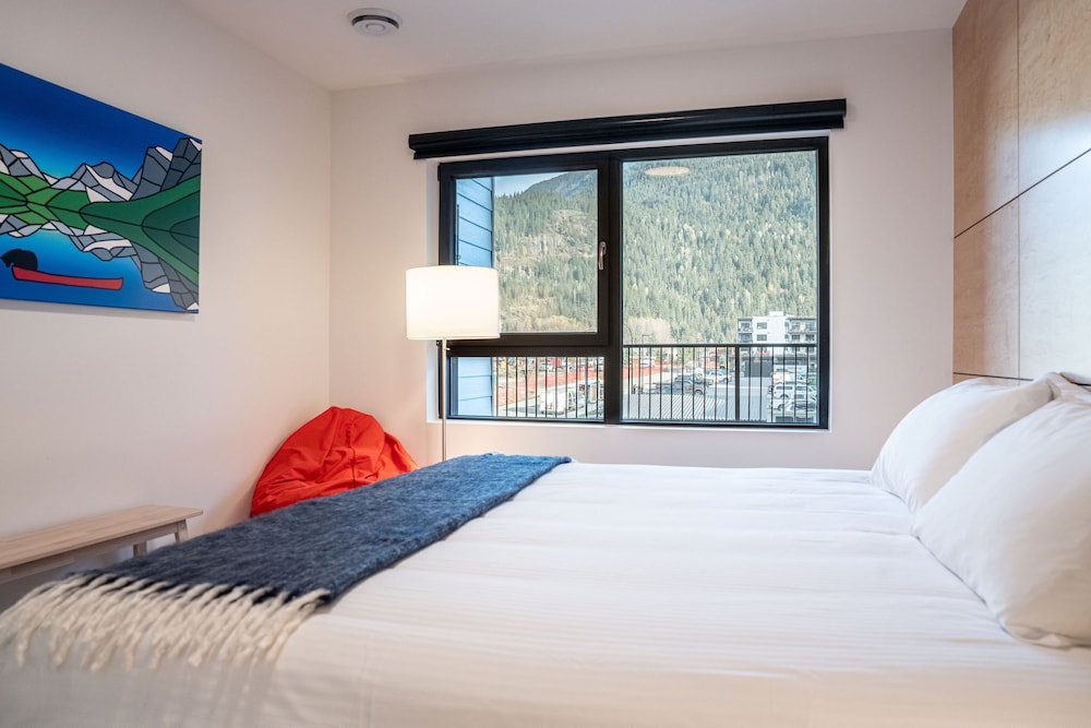 Condo photo 3