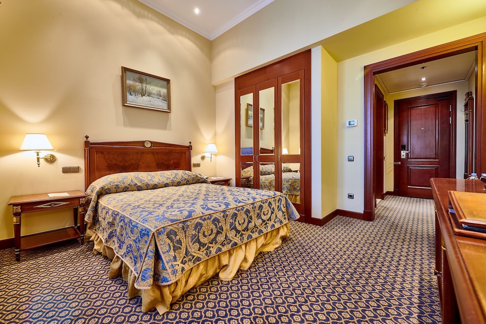 Executive Double bed room