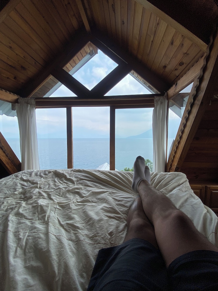 Comfort Cabin, Patio, Lake View photo 2