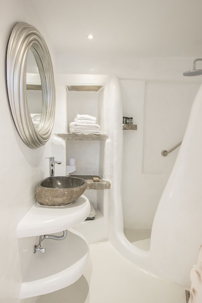 Comfort Suite (Outdoor Spa Bath) - Photo 2