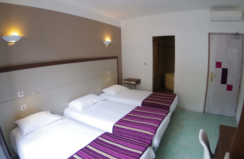 Triple Room photo 2