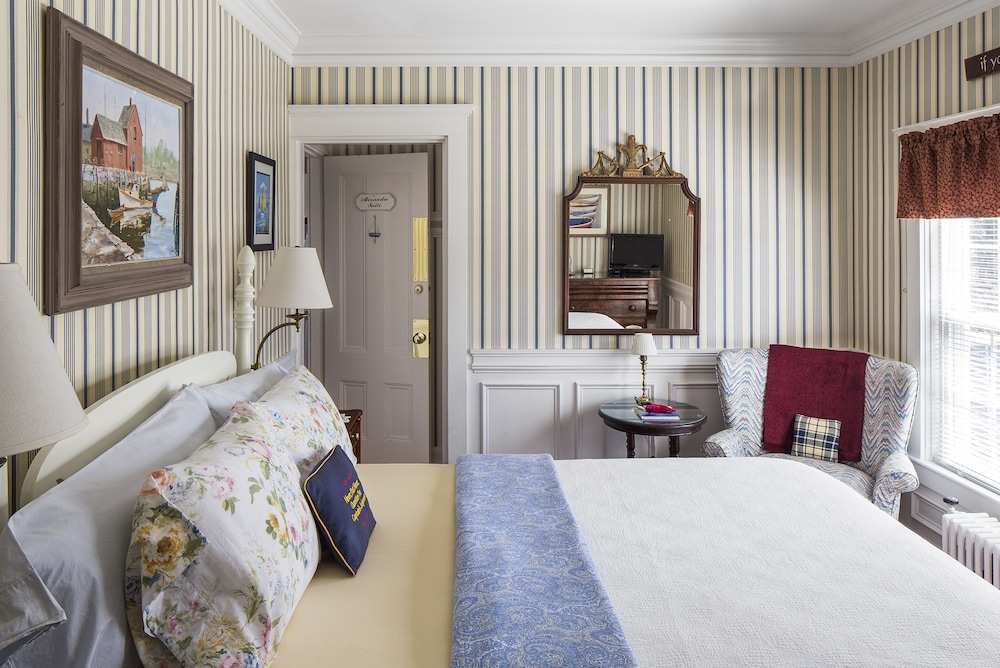 Suite, 2 Bedrooms photo 2