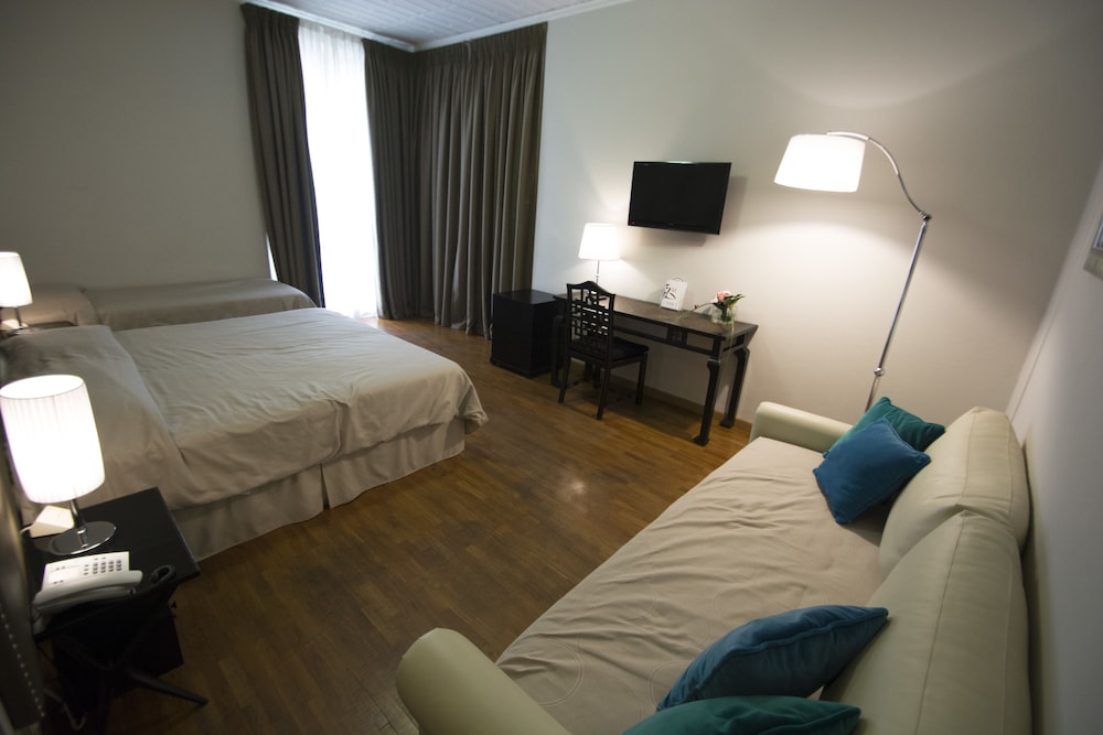 Triple Room - Photo 1