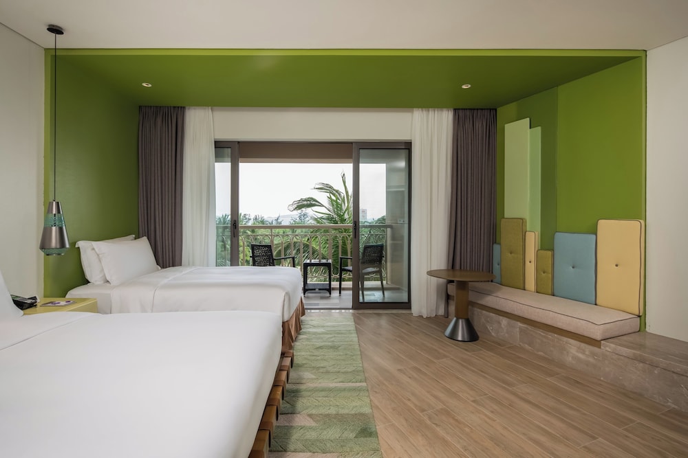 Premium Room, Multiple Beds, Sea View - Photo 2