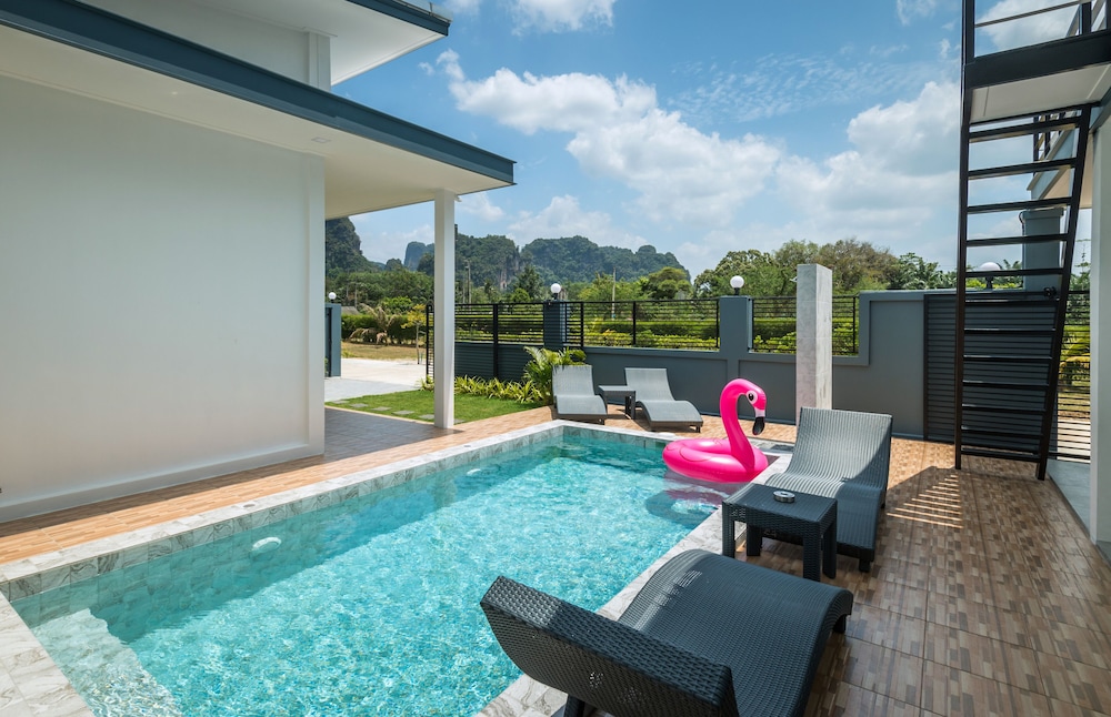 3 Bedroom PoolVilla with Rooftop Terrace photo 2