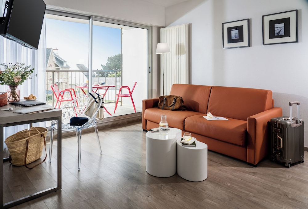 Junior Suite, Balcony, Sea View (Spa Access) photo 2