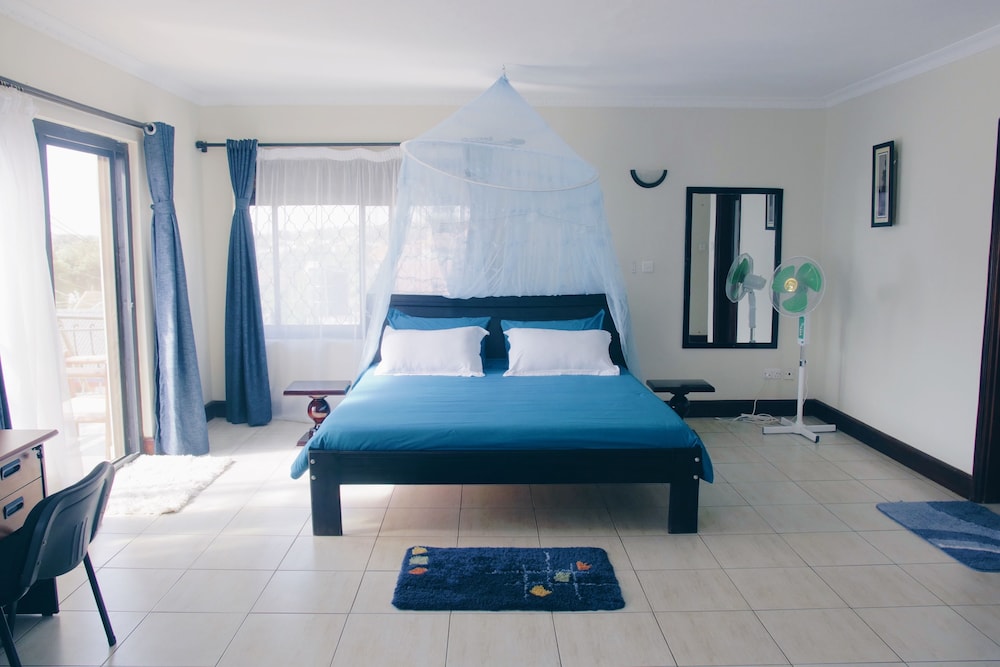 Deluxe Suite, 1 King Bed photo 1