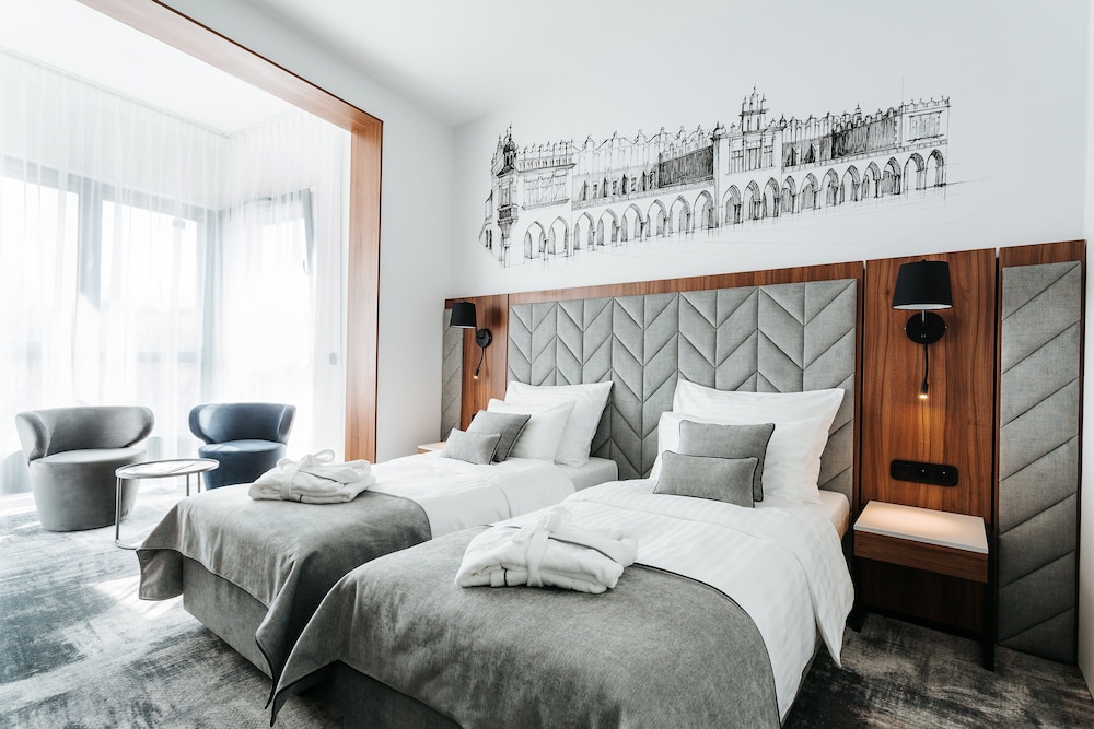 Premium Twin Room - Photo 1