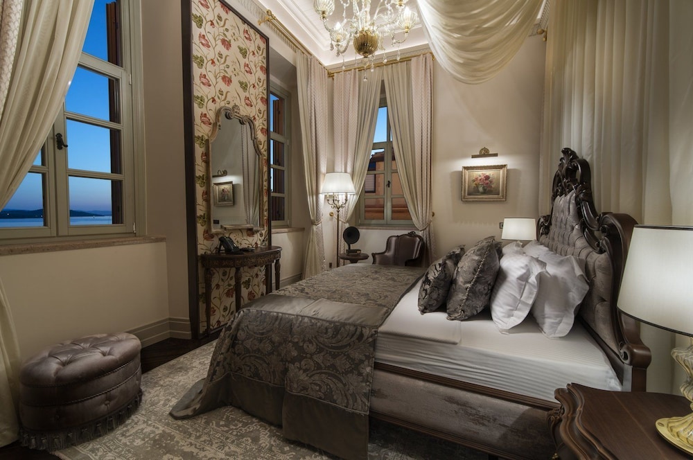 Suite, 1 King Bed, Terrace, Sea View photo 2