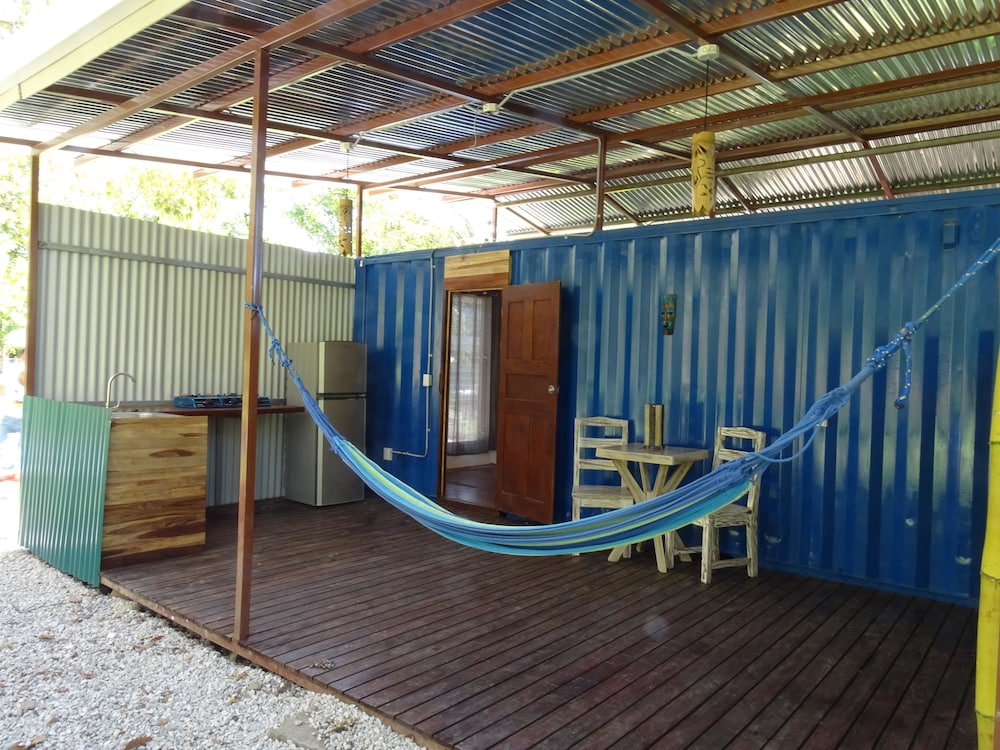 Economy Studio Suite, Pool Access, Garden Area photo 2