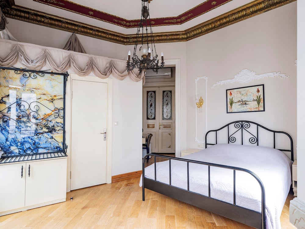 Deluxe Queen Room photo 1