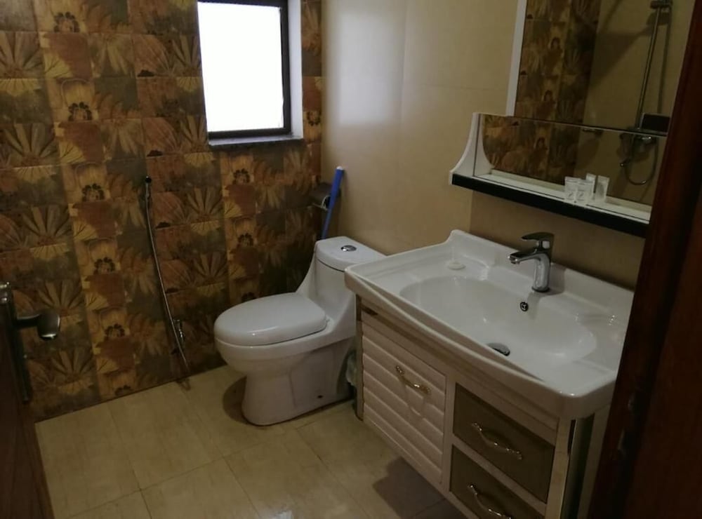 Deluxe Double or Twin Room photo 2