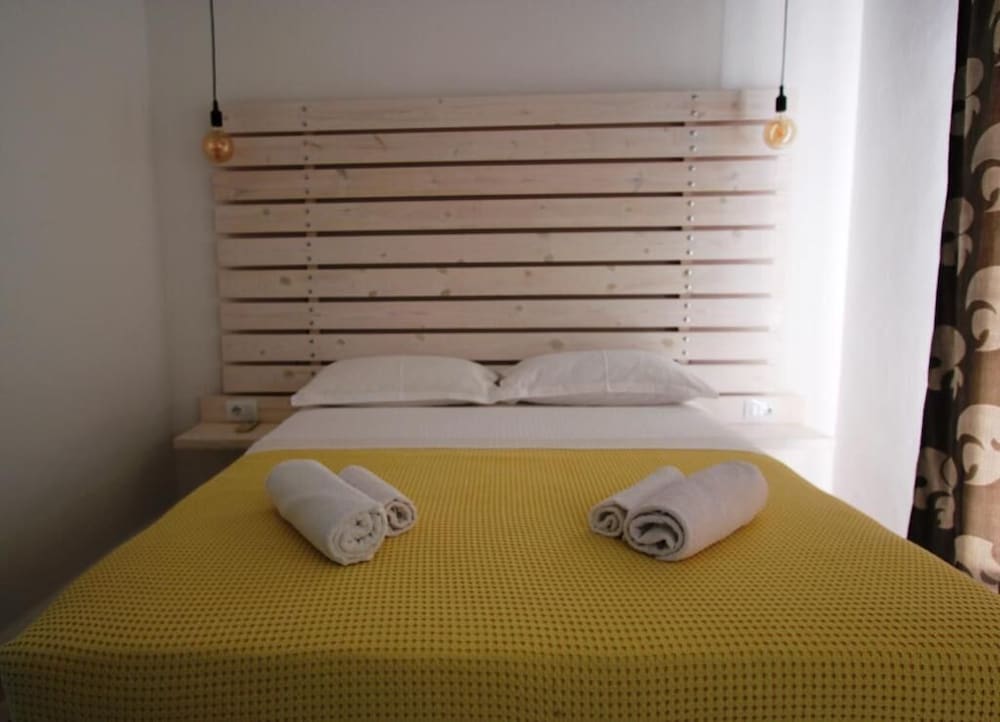 Deluxe Double Room with Balcony and Sea View