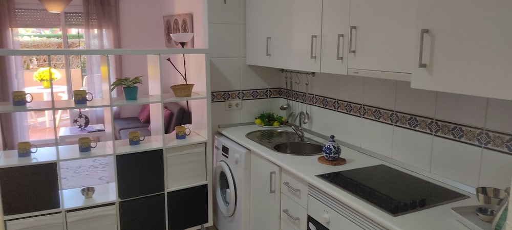 Ground Floor Naturist Studio With Terrace, 사진 11