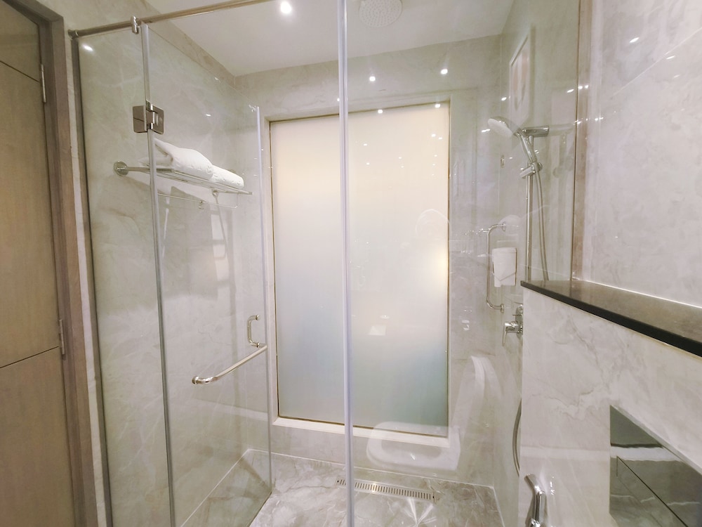 Executive Twin Room - Photo 5