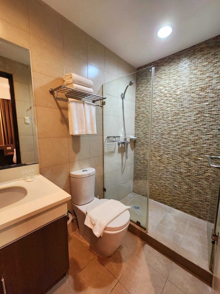 Deluxe Suite photo 2
