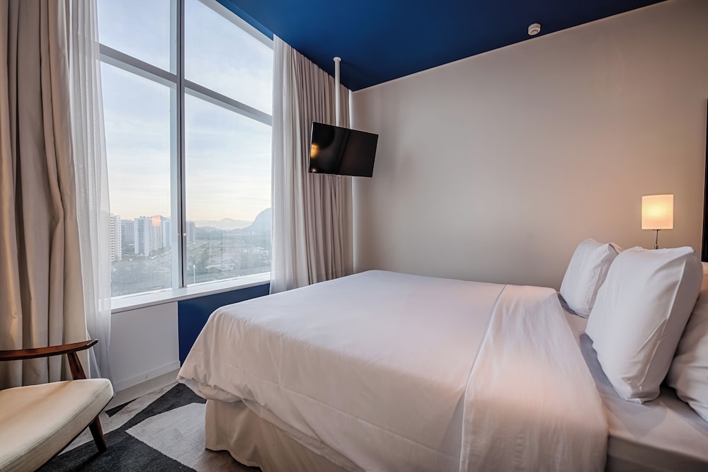 Superior Double Room, 1 Double Bed, Accessible, Non Smoking thumbnail 6