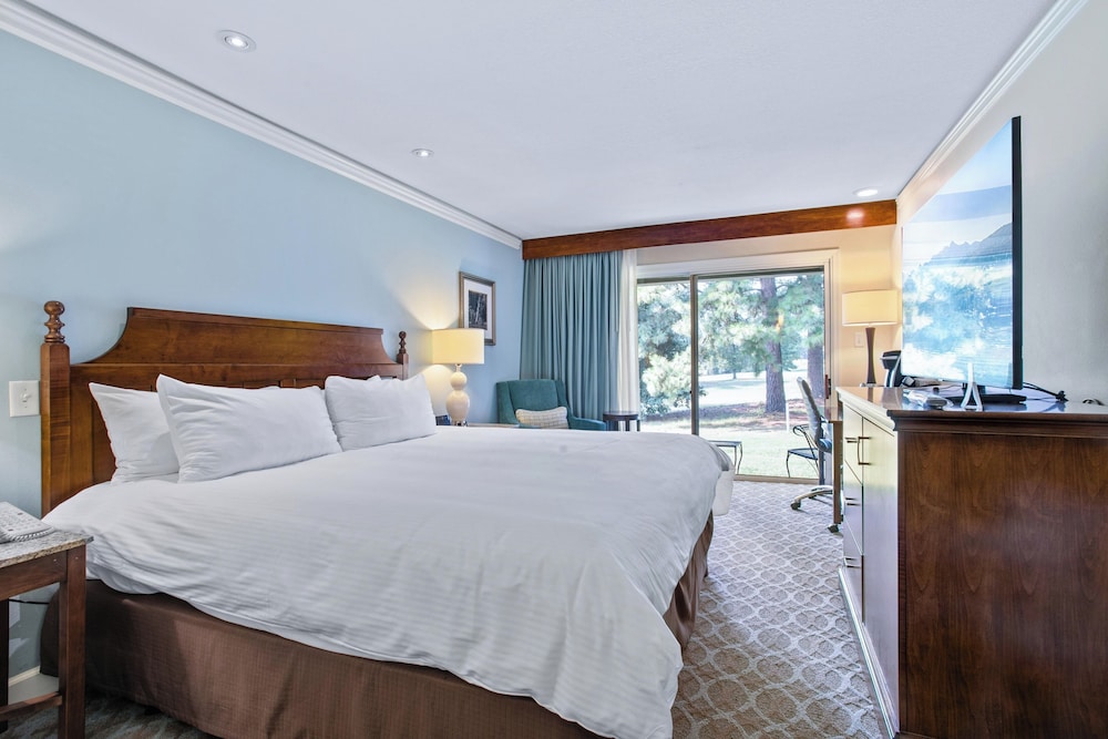 Resort King Guestroom